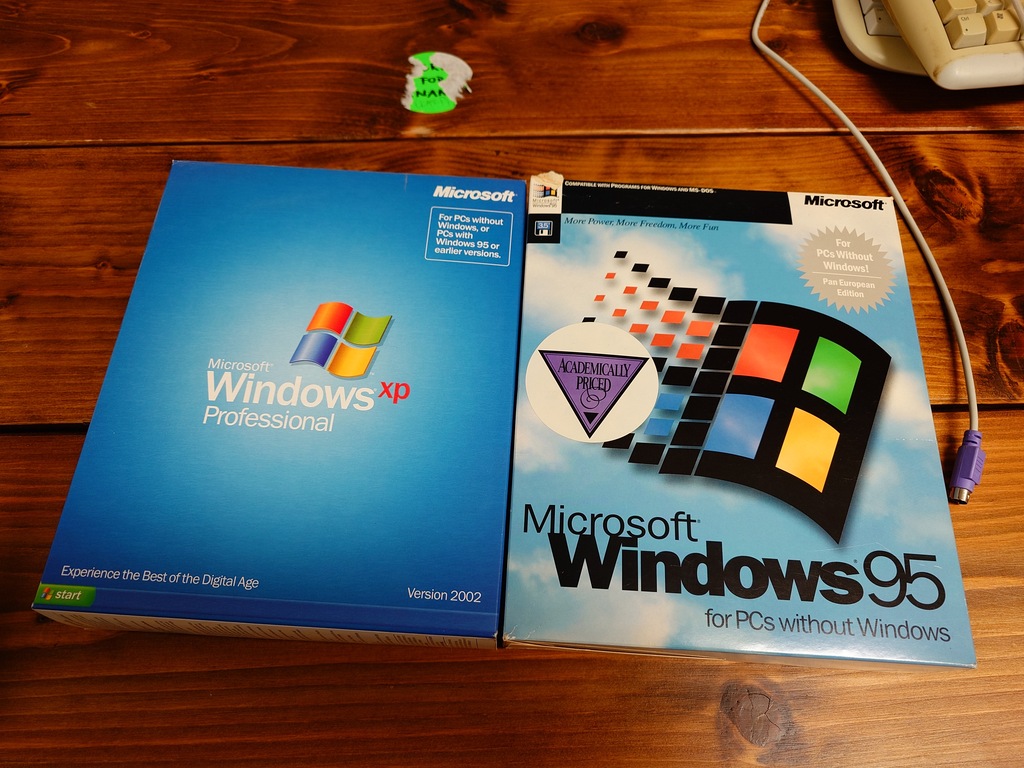 Windows XP and Windows 95 retail installation box