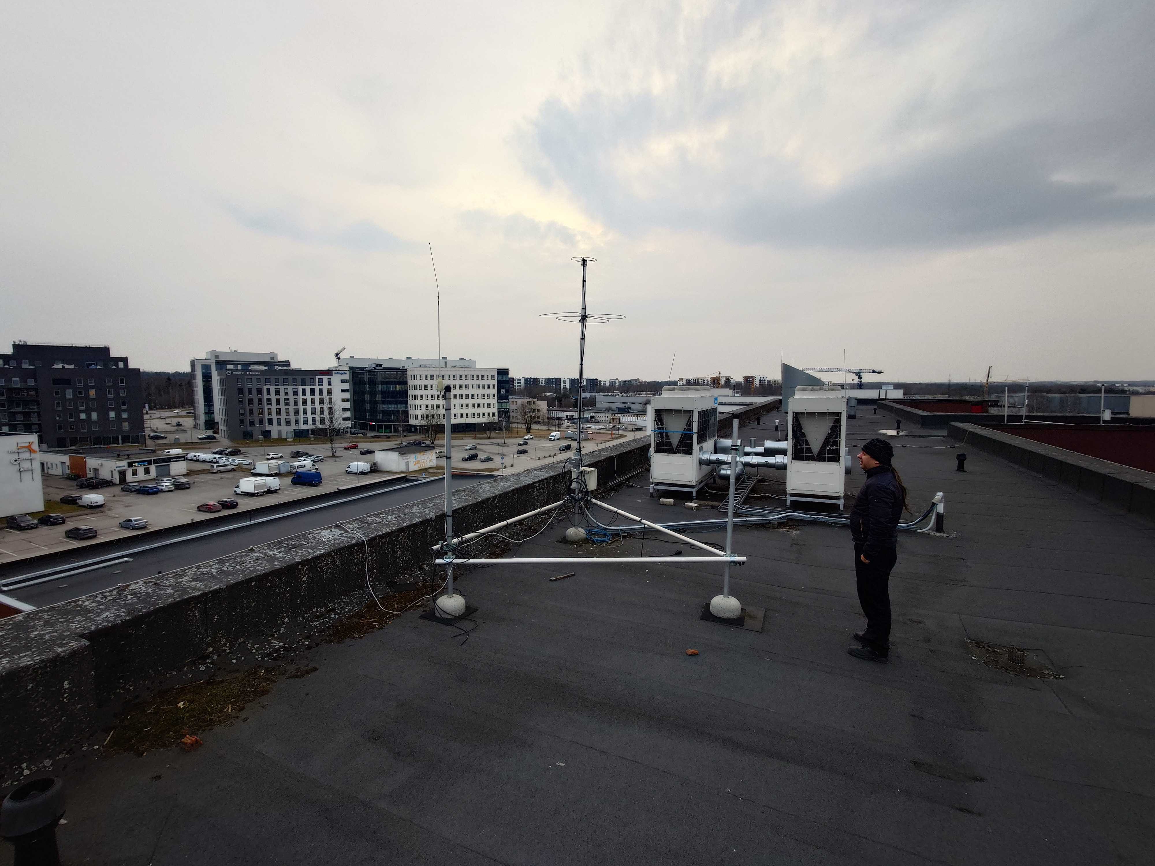 Amateur radio antenna mast 2026-04-25 1000113206.jpg